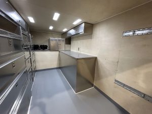 Aménagement intérieur F550 13'