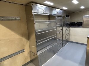 Aménagement intérieur F550 13'